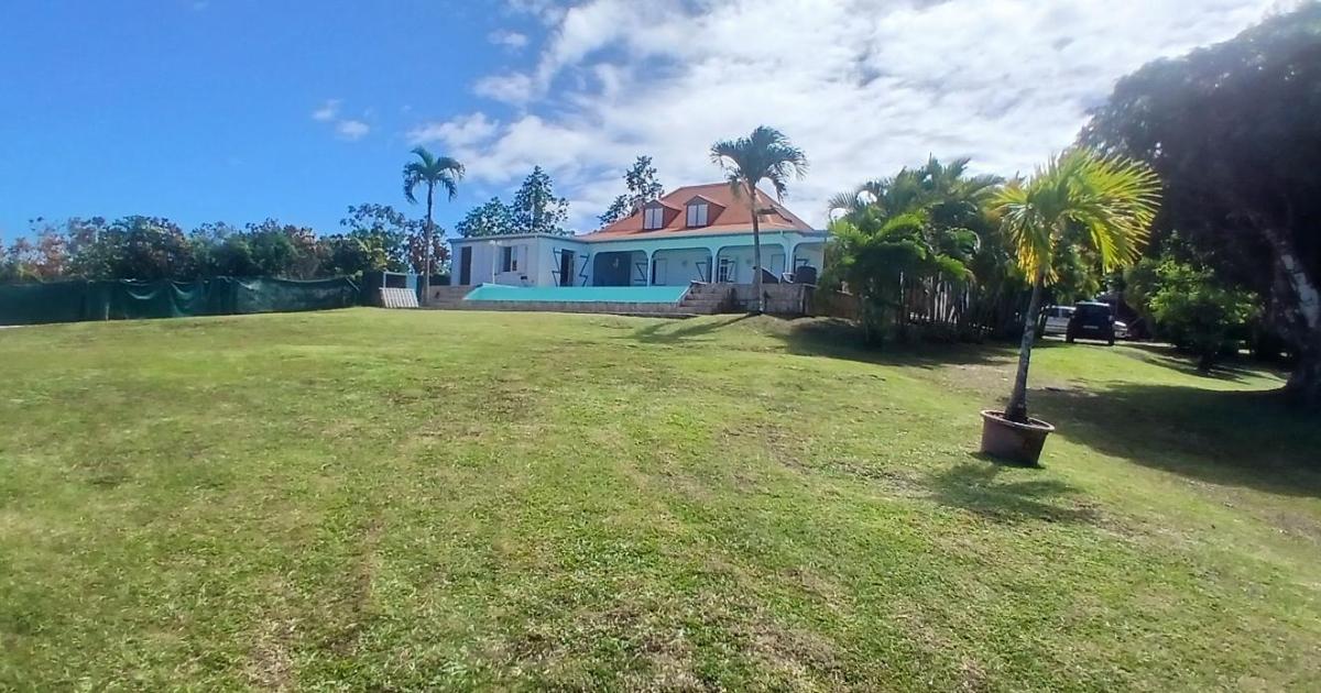 Villa Renée, Petit-Bourg (tarifs actualisés pour 2026)