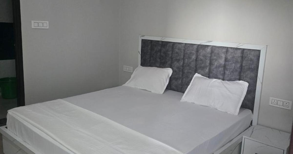 DUBEY JI GUEST HOUSE And RESTAURANT BARSANA, Govardhan (updated prices ...