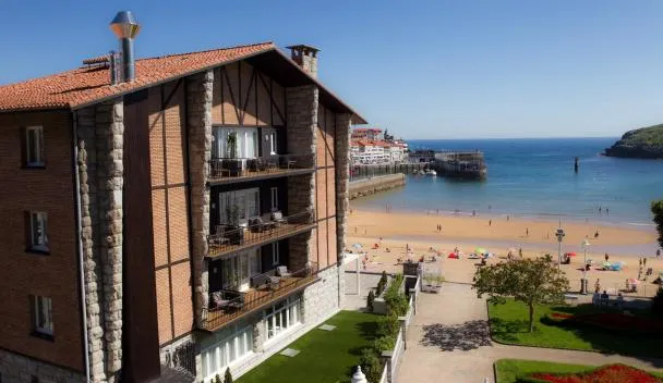 Hotel Silken Palacio Uribarren — foto 1 de 2