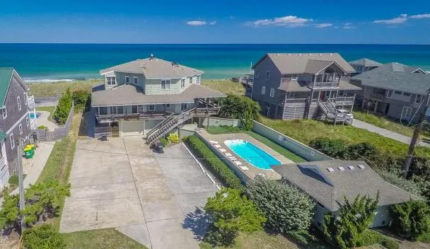 Sun'Z Up - Oceanfront Outer Banks Home with Private Pool &amp; Ocean Views