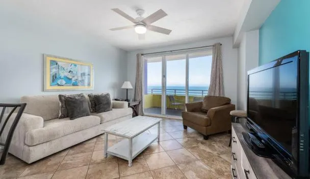 Stunning Oceanfront 1-Bedroom Renovation on 12th Floor at Wyndham Oceanwalk