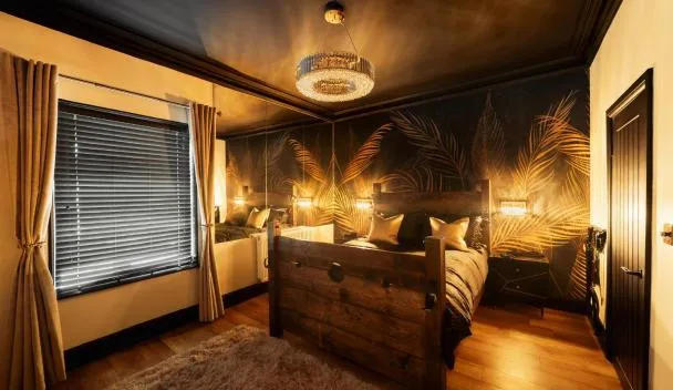 Casa Amor - Adult Only Retreat Midlands, Stoke on Trent (updated prices ...
