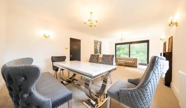 House on the Hill, Harrow on the Hill (updated prices 2026)