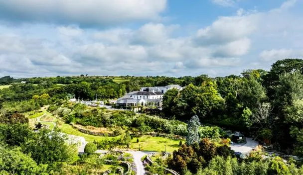 Fernhill House Hotel & Gardens
