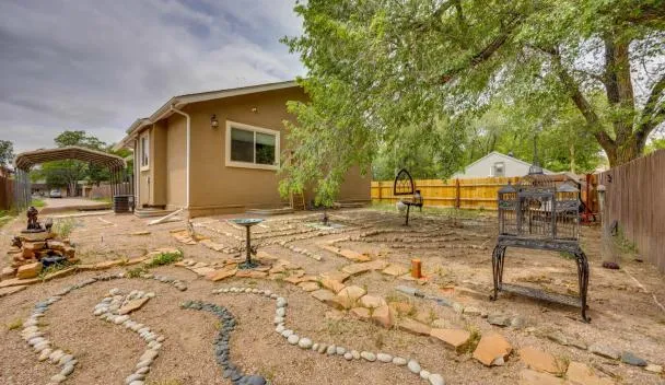7-mi-to-garden-of-the-gods-quiet-family-escape-colorado-springs