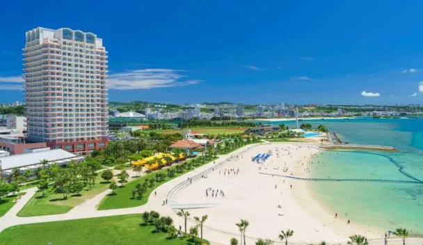 The Beach Tower Okinawa（北谷町）：（最新料金：2026年）