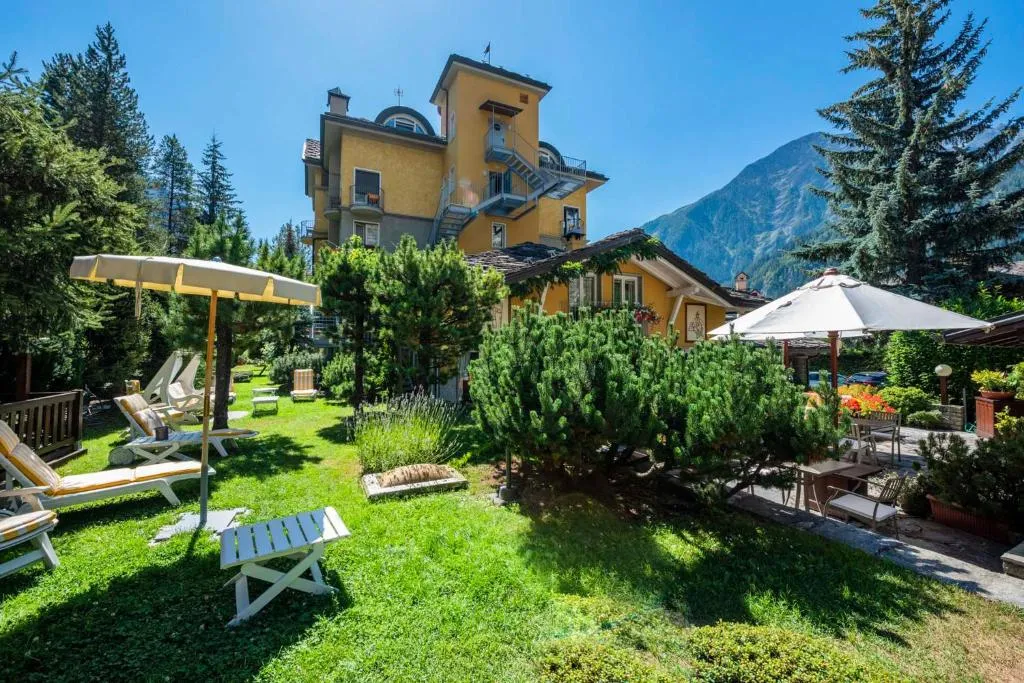 Hotel Bouton d'Or
