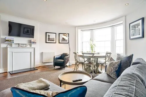 JOIVY Luxury Flats on George Street photo 2