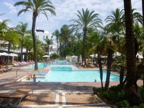 Urb. La Alcazaba, Puerto Banus / Marbella photo 2