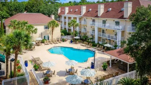 Palmera Inn and Suites photo 2