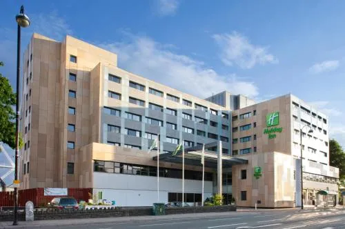 Holiday Inn Cardiff City Centre by IHG photo 2