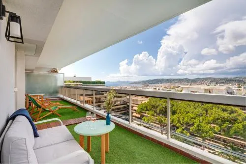 Coup de coeur! Vue mer! Terrasse dangle! photo 2