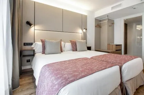Pierre & Vacances Apartamentos Edificio Eurobuilding 2 photo 2