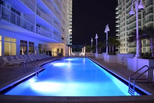 Modern and Luxurious Brickell Studio photo 2