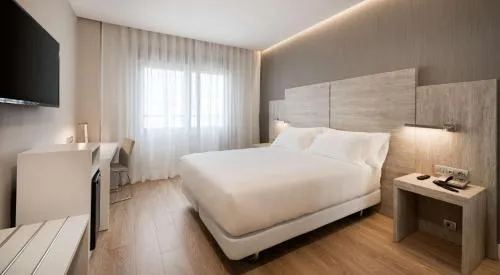 NH Madrid Chamberí photo 2