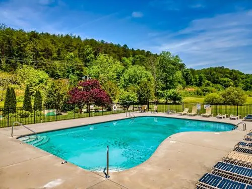 Summer Special! NERF Party, Pool, HotTub, Pet Friendly photo 2