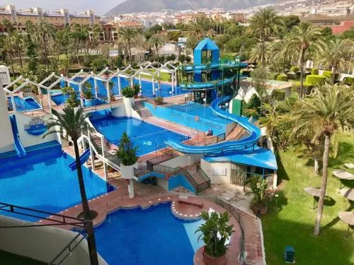 Benalbeach, primera linea photo 2