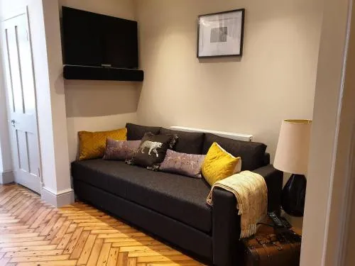 St Paul's Studios apartment photo 2