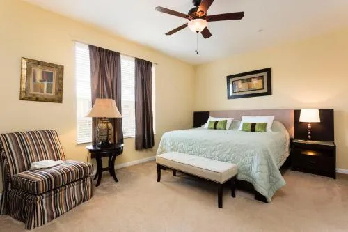 3Br 2Bath Condo Balcony 5min Conv Center 2087ft photo 2