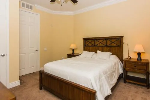 Spacious Vista Cay Condo near Universal Studios photo 2
