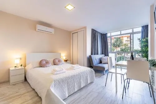 Sun Coast Benalmádena -- Superb studio near the beach with breakfast photo 2