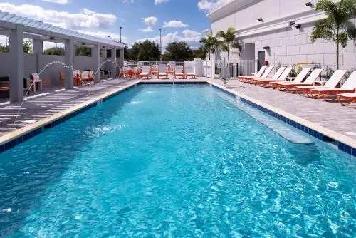 Holiday Inn & Suites Orlando - I-Drive - Theme Parks by IHG photo 2