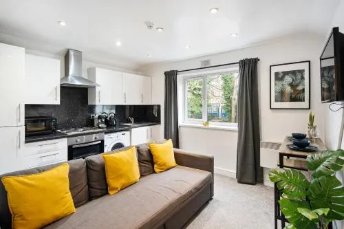 Apartment Nr City Centre & Park For up to 6 photo 2