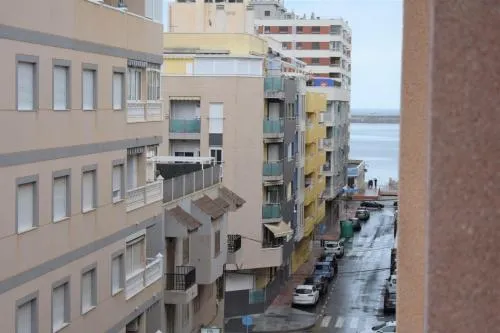 Torri apartments - 3 mins walk to beach photo 2