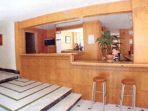 Hotel Iris photo 2