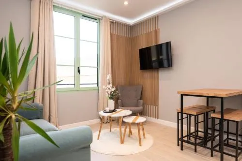 Modern Apartment - Promenade des Anglais in Nice photo 2
