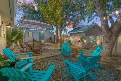 Fanta Sea - Private Seasonal Hot Tub, Game Room, Walk to Beach, Pets OK, & More! photo 2