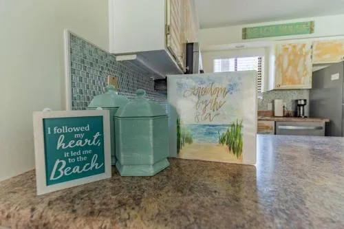 Spacious Family Hideaway on the Emerald Coast! photo 2