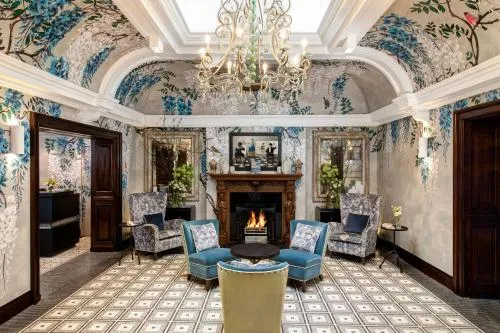 Brown's Hotel, a Rocco Forte Hotel photo 2