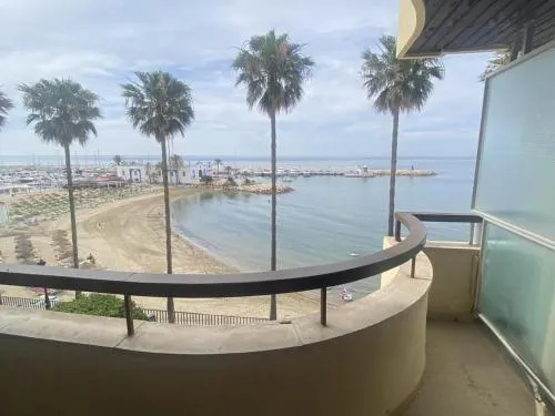 Homely Home Paseo Maritimo Edificio Eden Roc photo 2