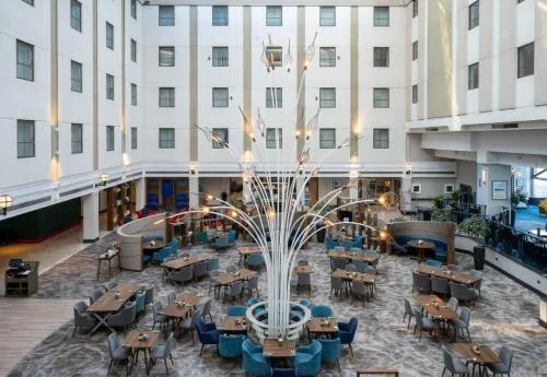 Leonardo Royal Hotel Brighton Waterfront photo 2