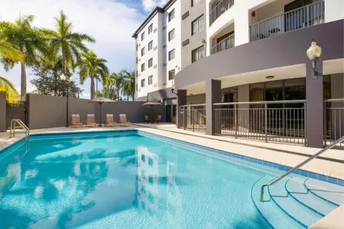 Courtyard by Marriott Miami at Dolphin Mall photo 2