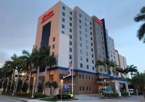 Hampton Inn & Suites Miami Airport South/Blue Lagoon photo 2
