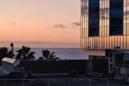 Face mer et plages appartement avec terrasse. photo 2