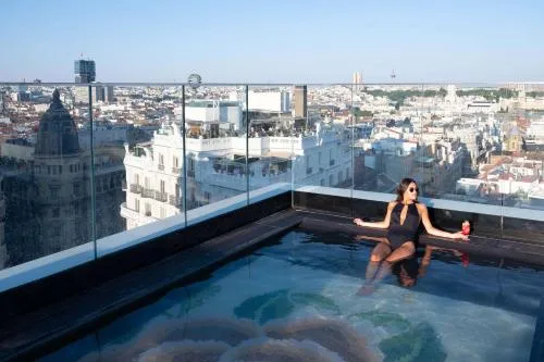 Hotel Montera Madrid, Curio Collection By Hilton photo 2