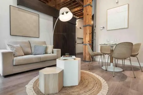 Eclectic & elegant apartment by REMS photo 2