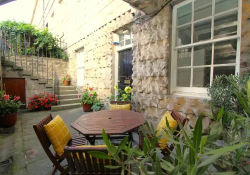City Centre New Town 2 Bedroom Flat photo 2
