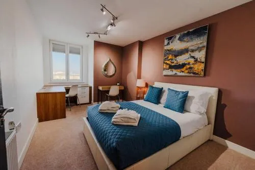 Marina with a view / 2 bd flat photo 2