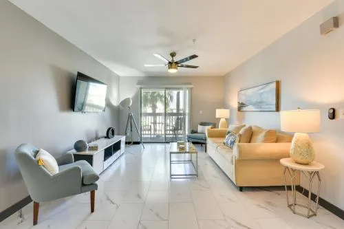 Winter Getaway: Destin Condo by Golf & Dining photo 2
