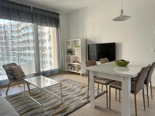 CALA ALTA modern apartment photo 2