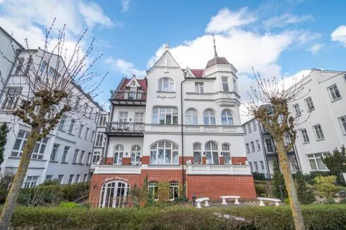 Hotel Imperial Rügen photo 2