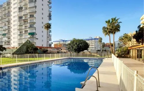 Nice Apartment In Benalmádena With Swimming Pool photo 2