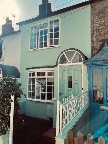 North Laine Sunny Cottage - PARKING available photo 2
