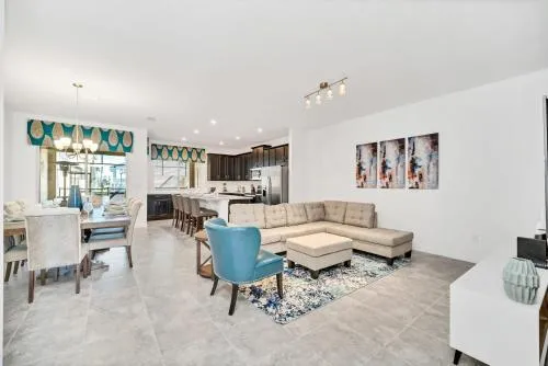 4BR Villa Home with Private Pool near Disney photo 2