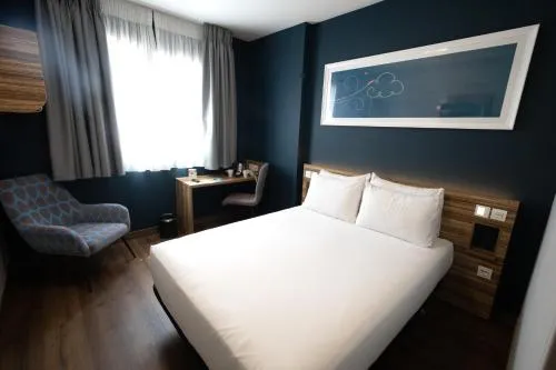 Travelodge Madrid Metropolitano photo 2