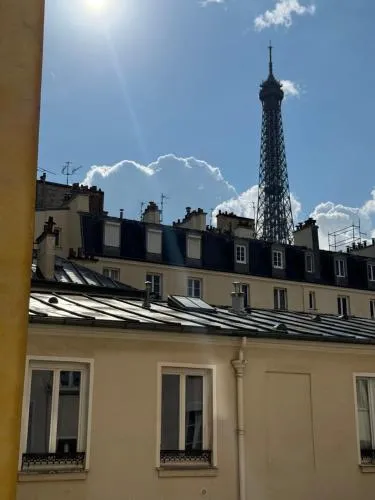 Eiffel Playcation photo 2